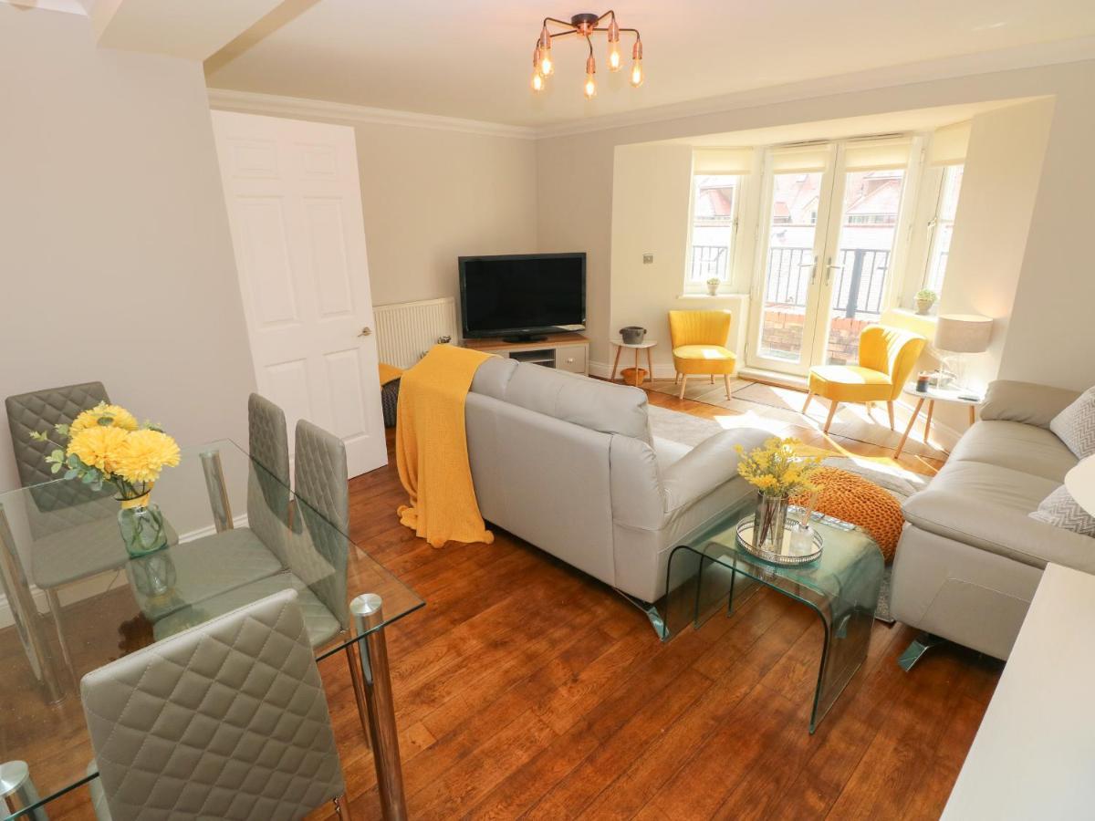 Seashells Apartment Tenby Exterior photo