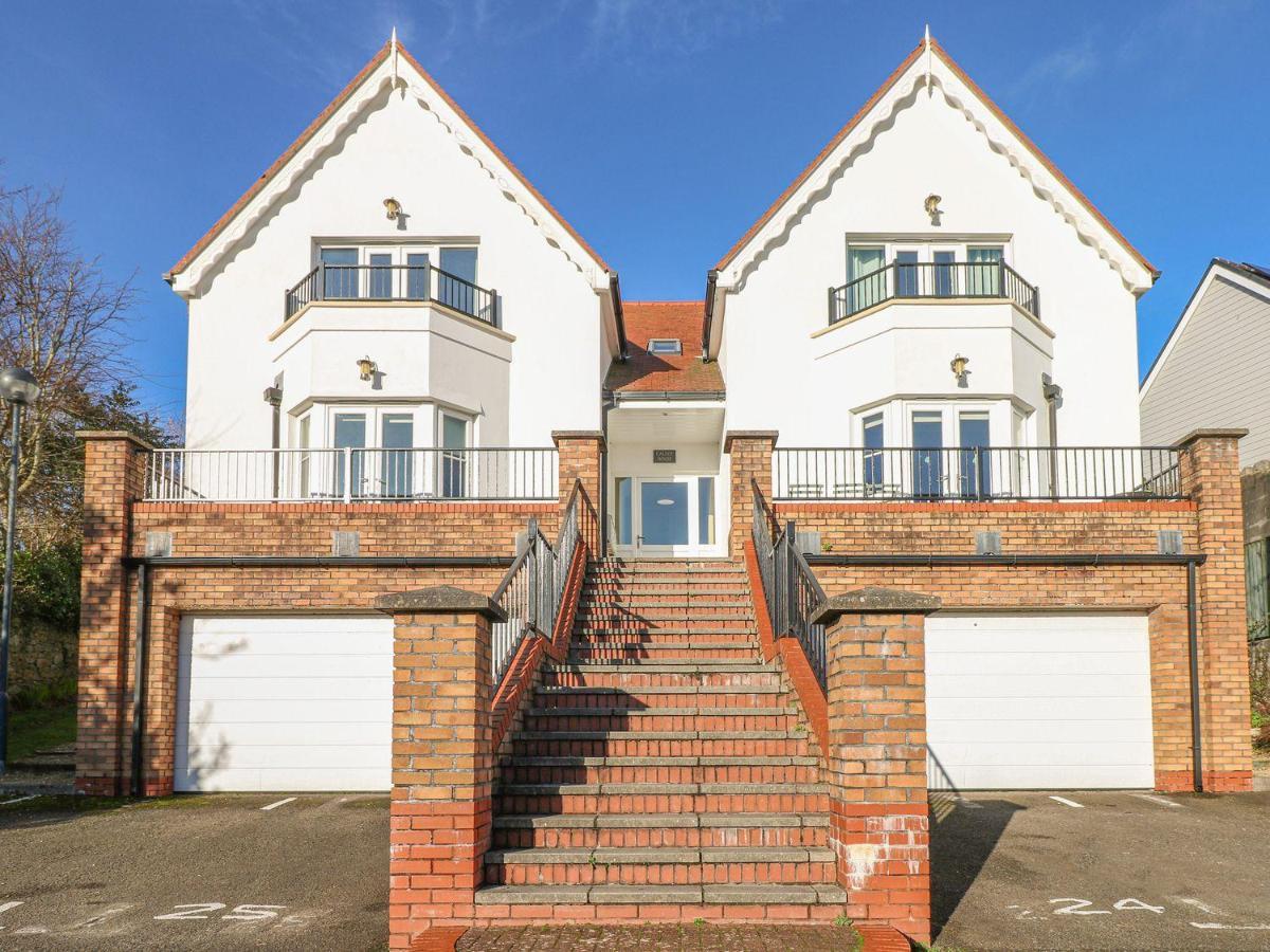 Seashells Apartment Tenby Exterior photo